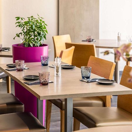 Mercure Strasbourg Aeroport Ostwald Buitenkant foto
