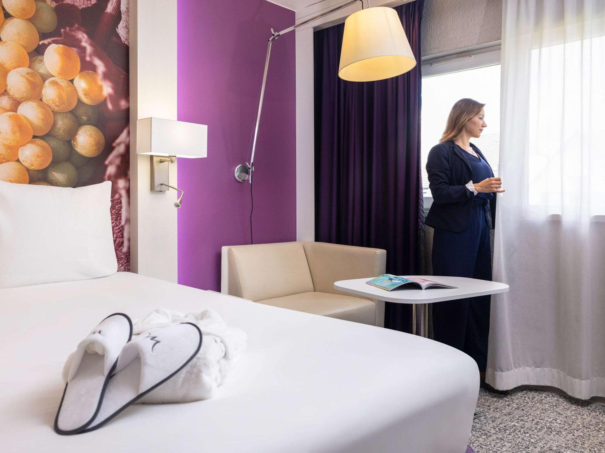 Mercure Strasbourg Aeroport Ostwald Buitenkant foto
